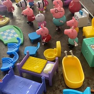 Peppa Pig Lot - 19 Characters, a Peppa Weeble, and 23 Accessories. Many 2003
